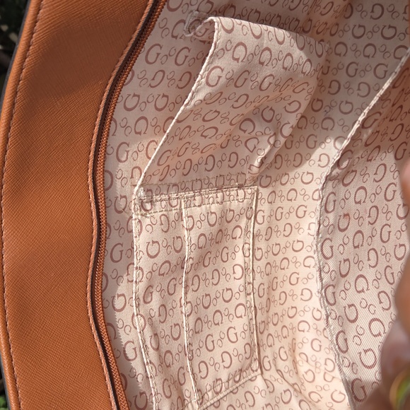 GUESS "RODNEY" Carmel Crosshatch Structured vinyl Tote NWOT - Picture 12 of 16